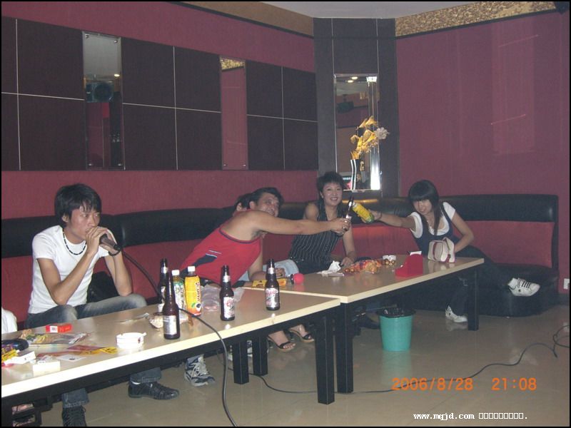 2006829114215.jpg