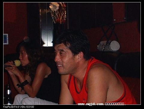 2006829185202.jpg
